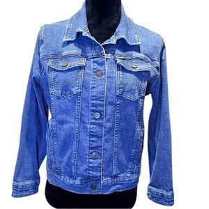 Wrangler Blue Denim Trucker Jean Jacket Size Medium